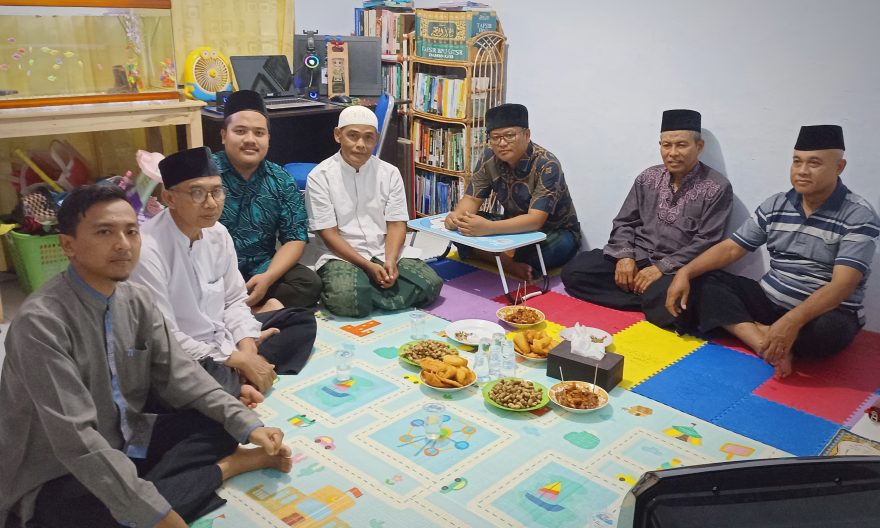 Cara PCM Kepanjenkidul Perkuat Ukhuwah Melalui Rapat