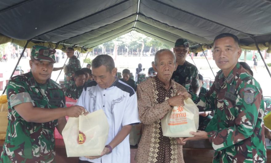 Lazismu Kota Blitar Salurkan 20 Paket Sembako